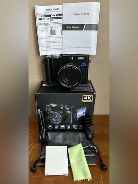 4K Ultra HD Auto Focus 64MP 2.8" Scrren 18x Zoom Digital Camera w/95mm Lens